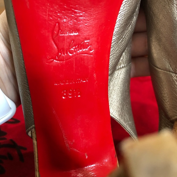 Christian Louboutin Gold Leather Peep Toe Cork - Picture 9 of 16